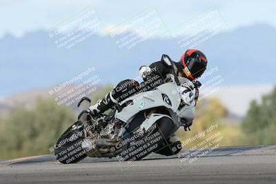 media/Nov-16-2025-Race Pace (Sun) [[8c5fa54630]]/Non Verified Riders (1st 20 Minutes)/7-Turn 9 Entry (210pm)/